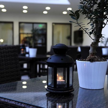 Royiatiko Hotel Nikosia Eksteriør bilde