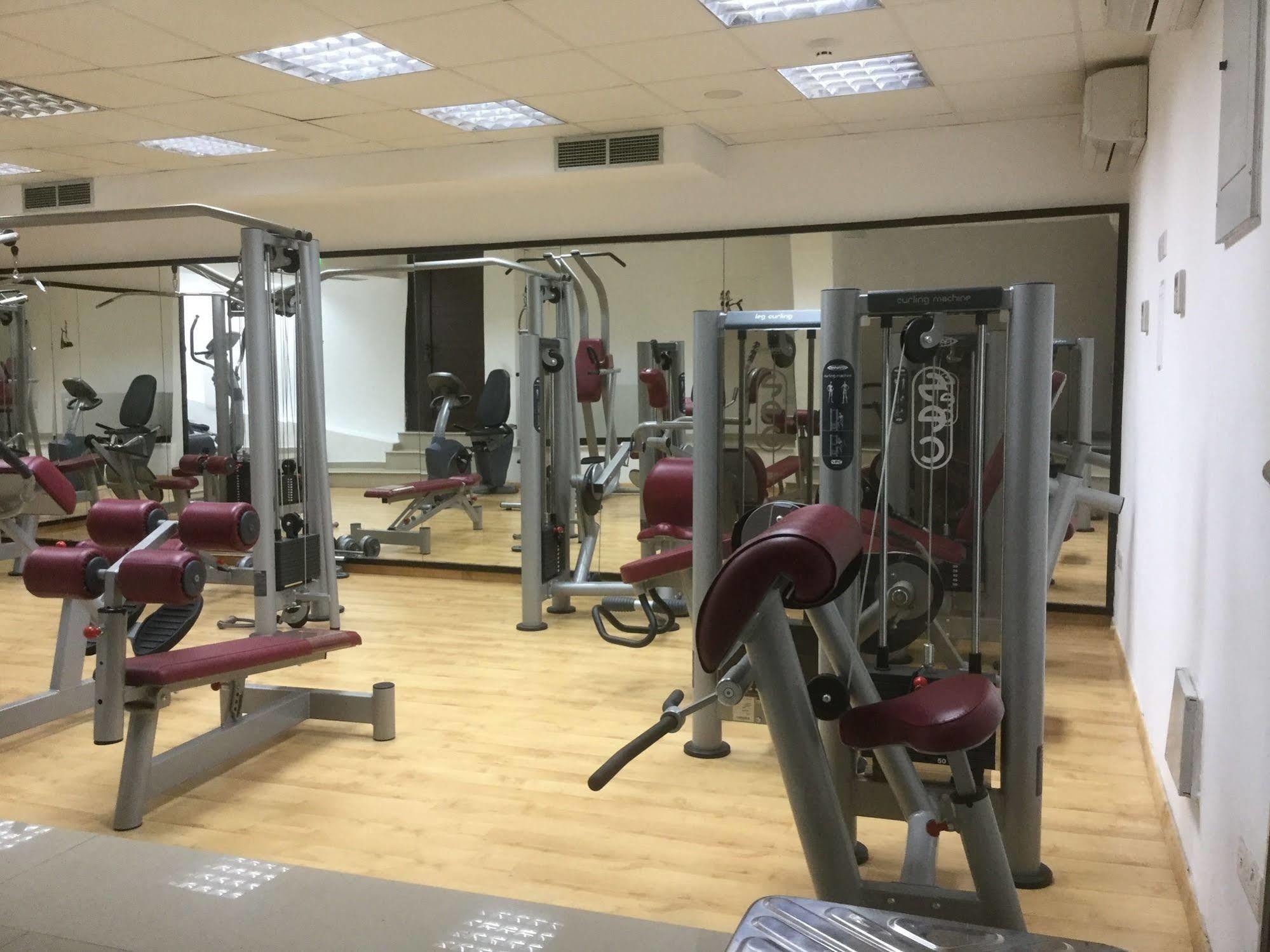 Royiatiko Hotel Nikosia Eksteriør bilde